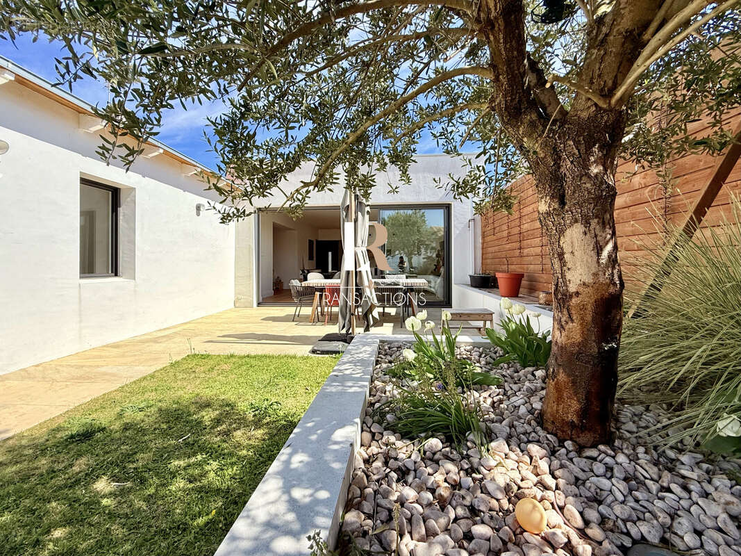 Maison à LA ROCHELLE