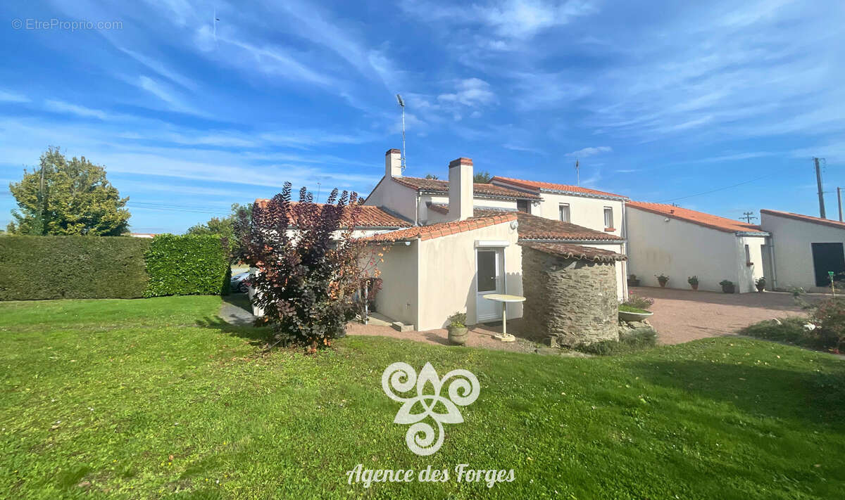 Maison à LA REMAUDIERE