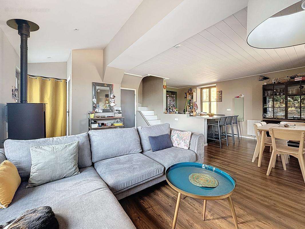 Maison à LES COTES-D&#039;AREY