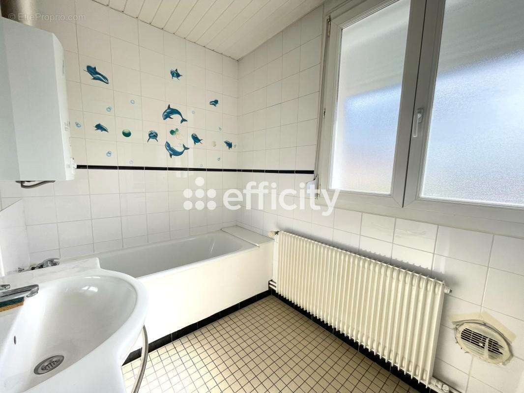 Maison à FACHES-THUMESNIL