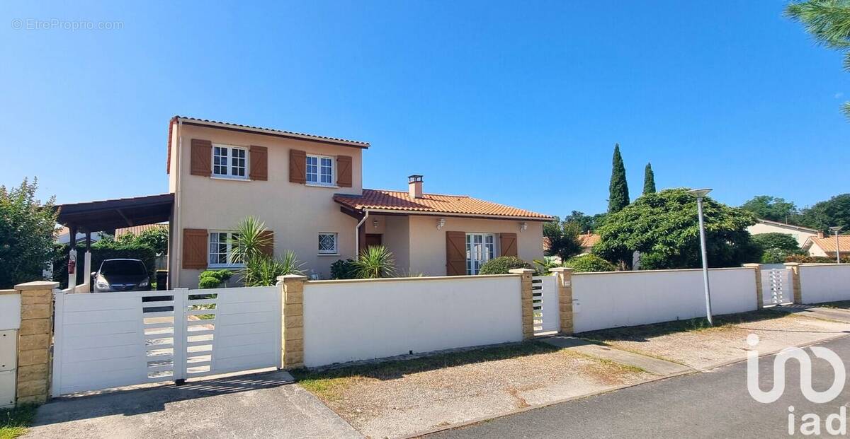 Photo 1 - Maison à CADAUJAC