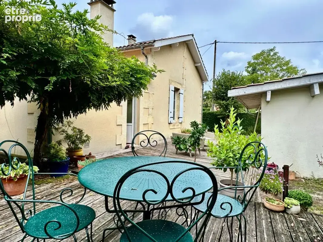 Blanquefort – maison en pierre 195 m² – 4 chambres, jardin sans vis-à-vis et dépendance - photo 14