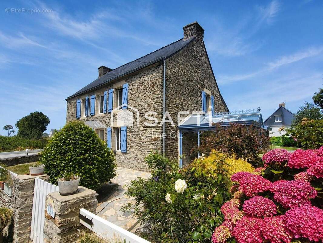 Maison 150 m² à La Croix-Hellean  - photo 2