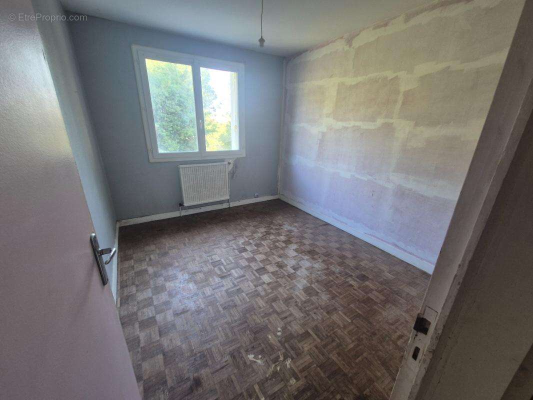 Maison 4 chambres avec jardin/terrasse Souché NIORT (79) - photo 9