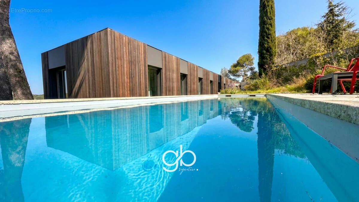 Villa d’architecte de plain-pied avec piscine et vue panoramique sur le pic saint-loup à castelnau-le-lez - photo 2