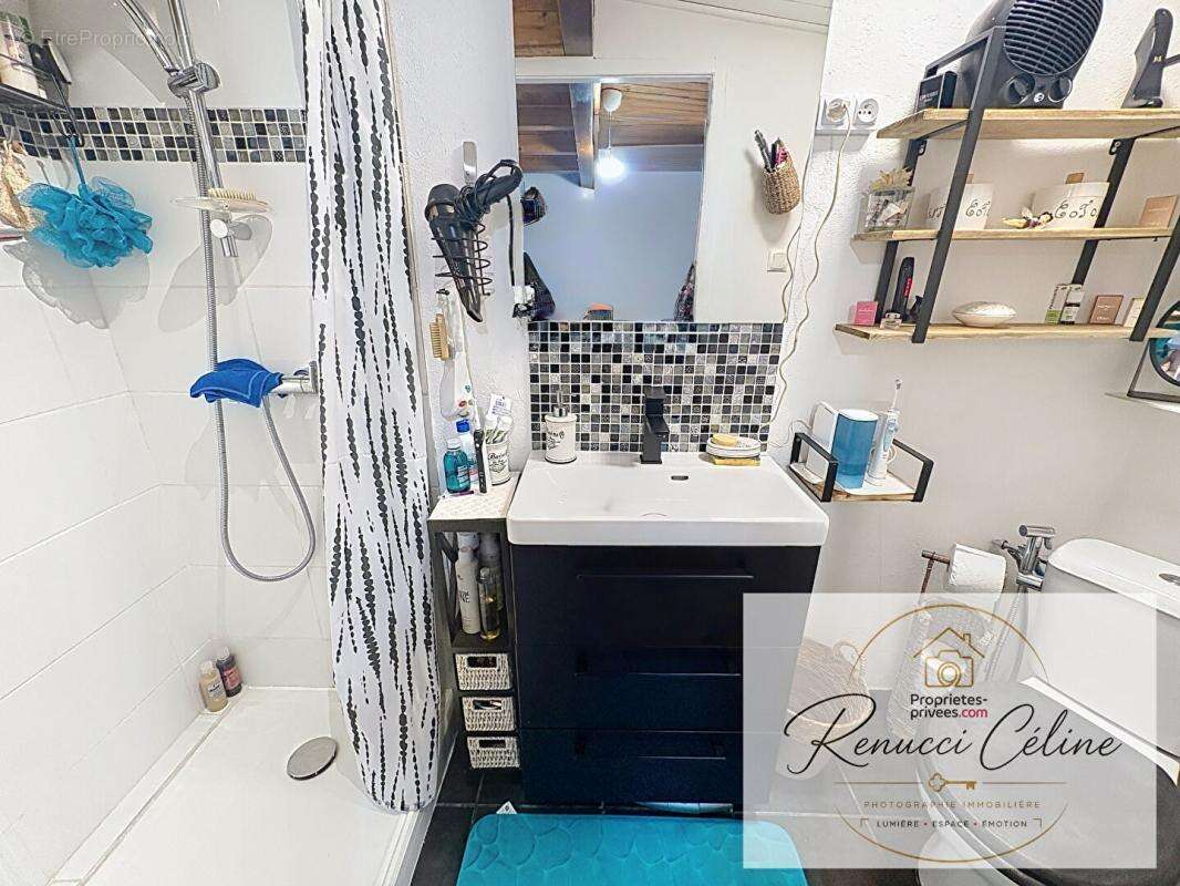 Maison de 123 m² (T3+T2) à Alata - photo 18