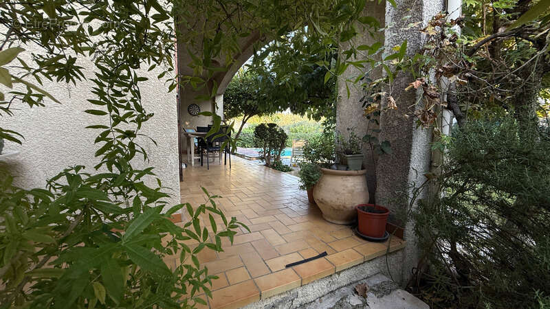 Maison à LES ANGLES