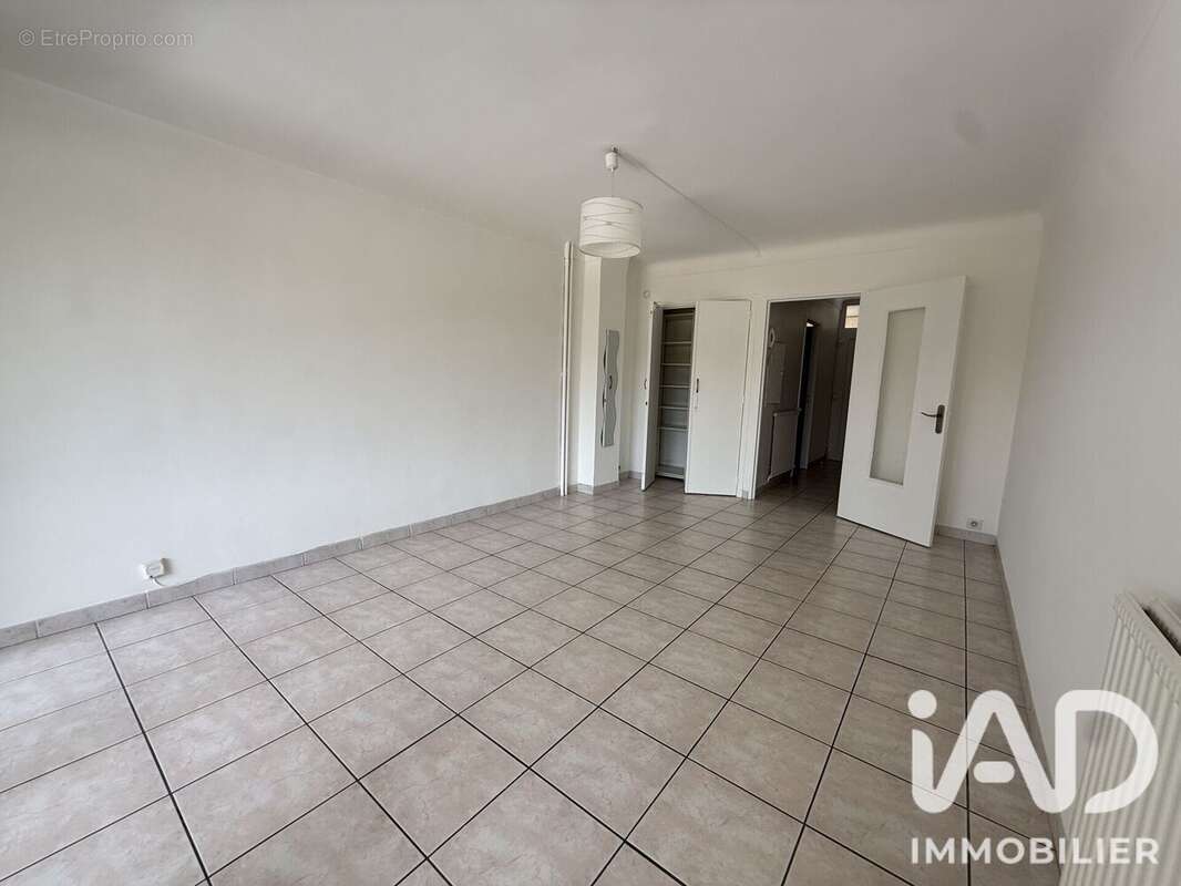 Appartement 29 m² à Avignon  - photo 3