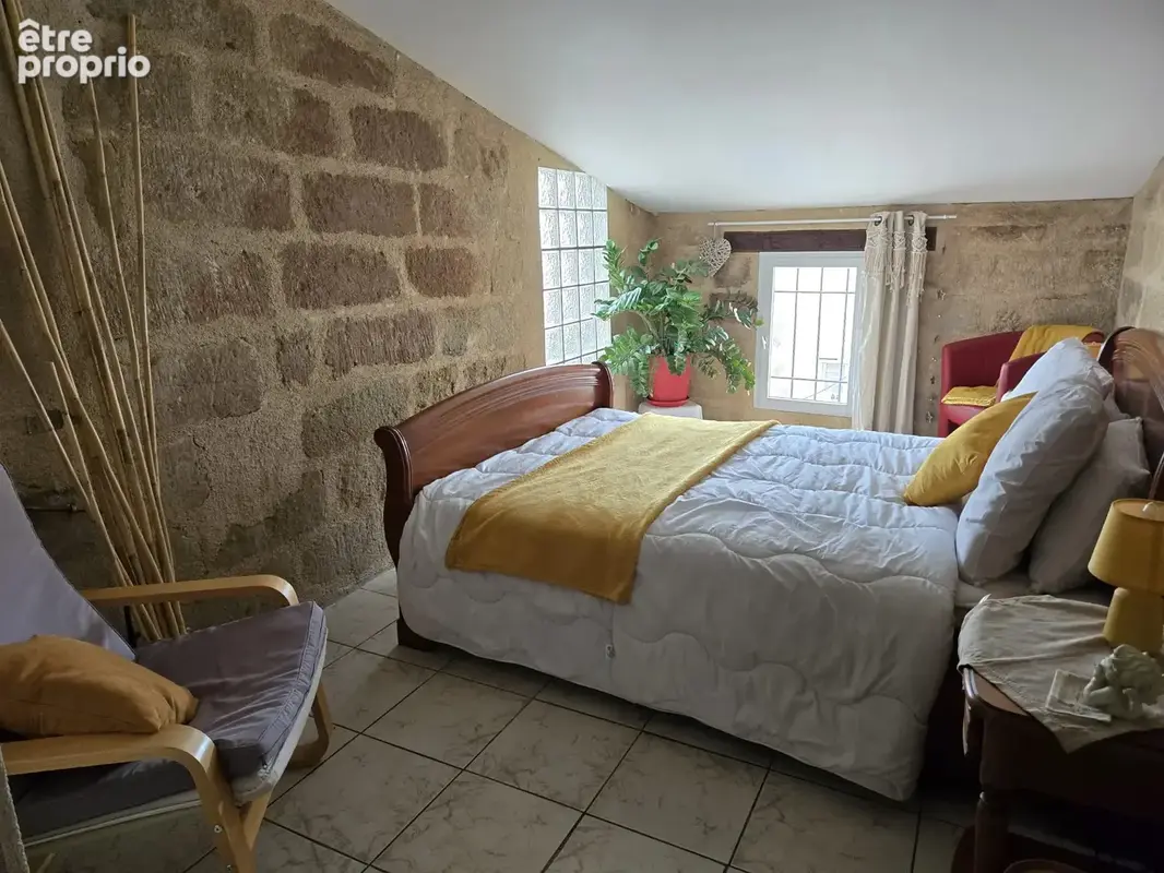 Maison en parfait etat avec terrasse - photo 2
