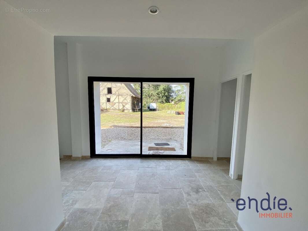 Maison à BRESSOLLES