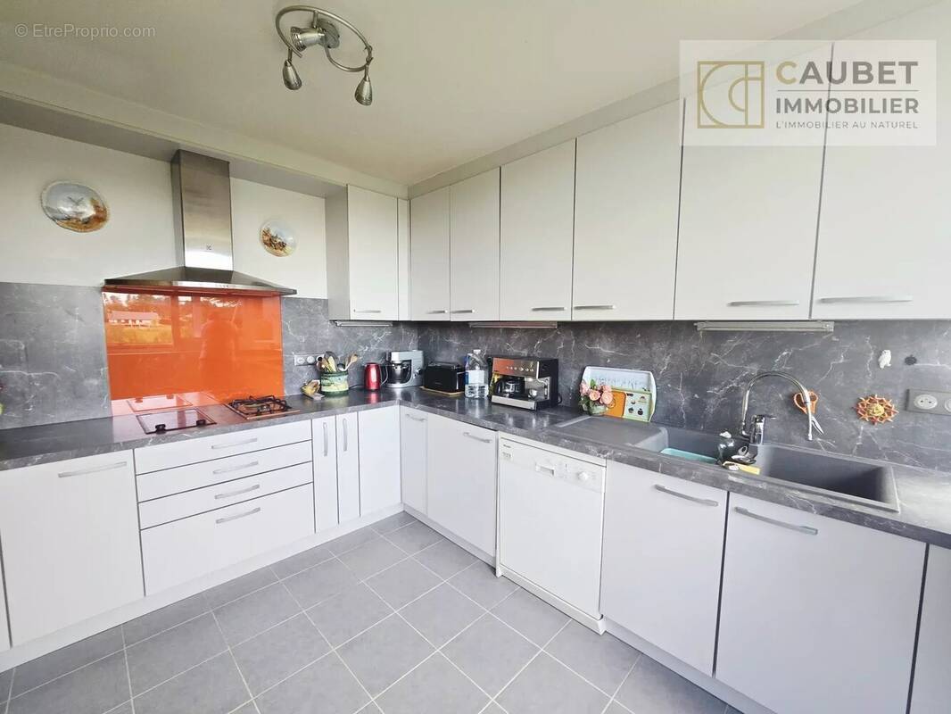 Maison familiale de 173 m2 avec grand jardin - Gerde - photo 3