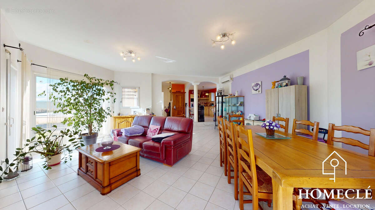Appartement à MONTMERLE-SUR-SAONE