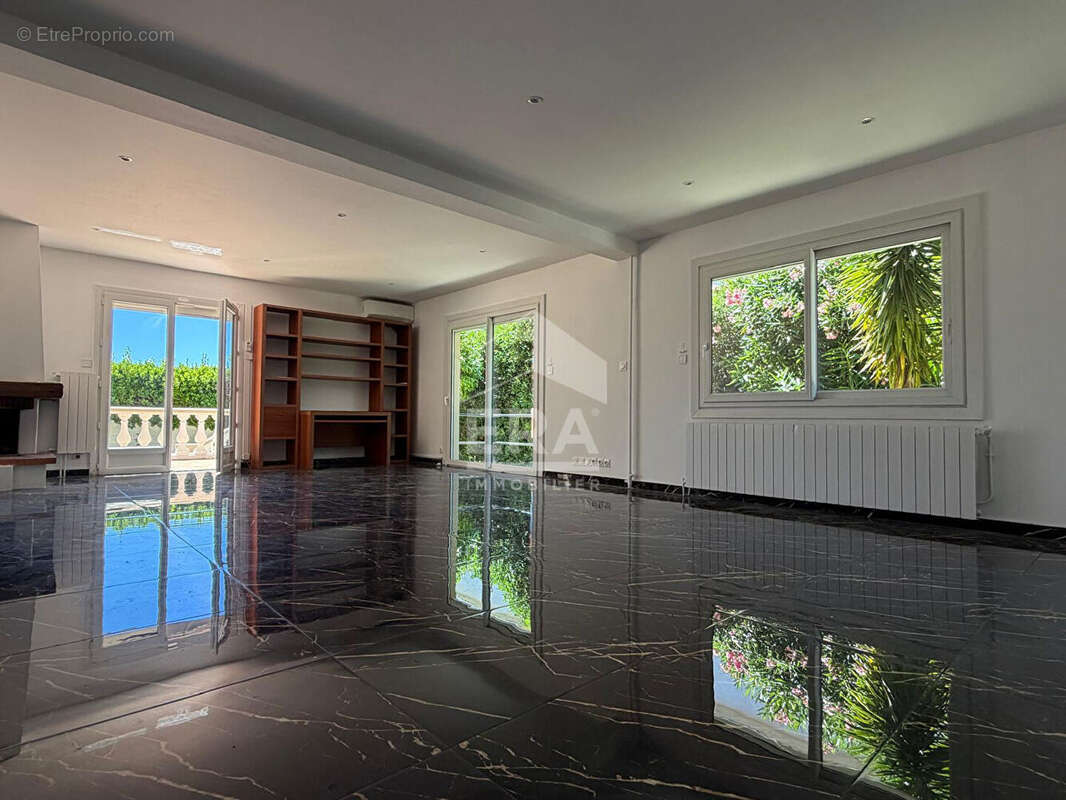 Maison 190m² à villeneuve-loubet - photo 2