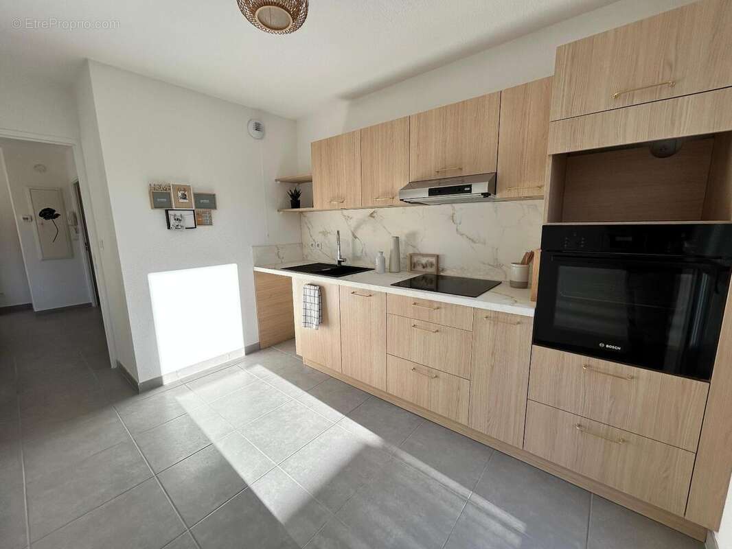   - Appartement à VILLEFRANCHE-SUR-SAONE