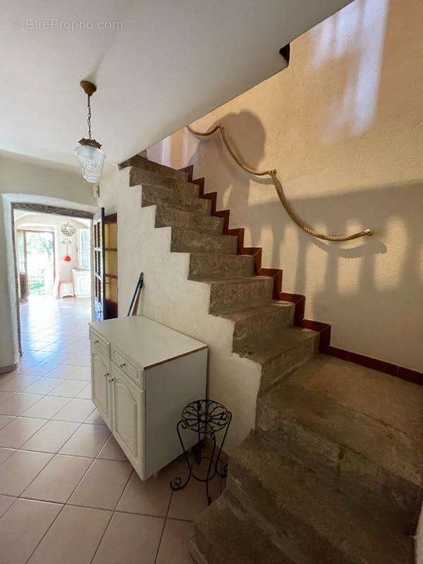 Maison à LABLACHERE