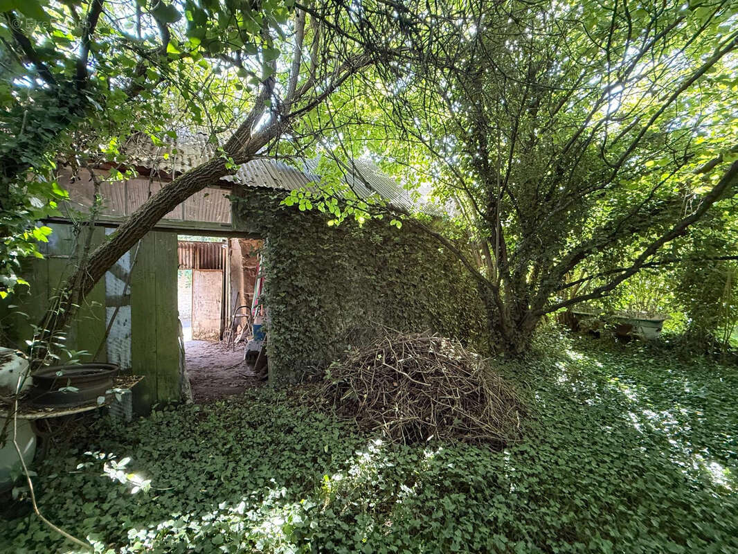 Autre à MONNERVILLE