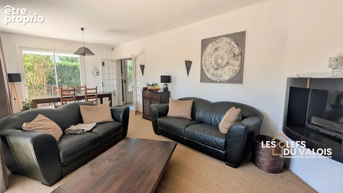 Maison 96 m² à Crepy-En-Valois  - photo 2