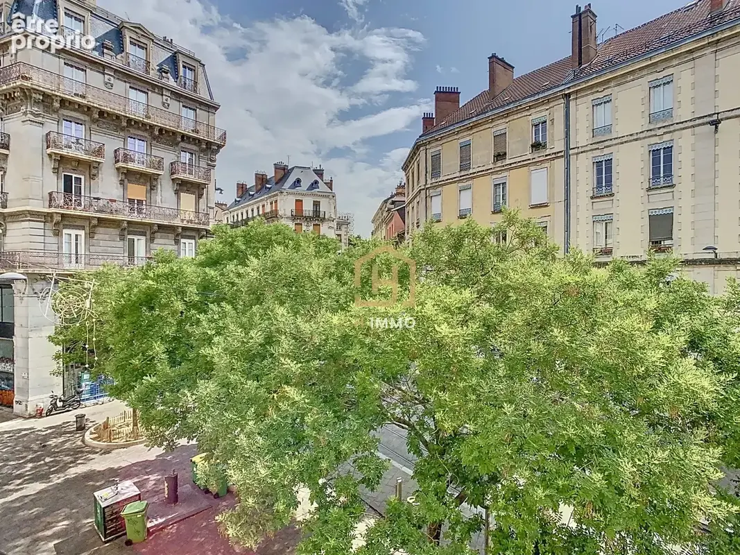 Appartement 4 pièces 83 m² à vendre à Grenoble (38000) - photo 2