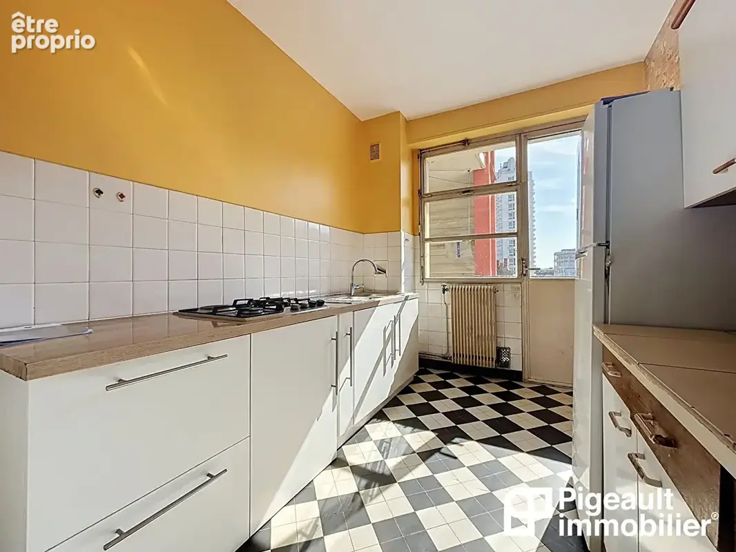 Appartement T5 à vendre - Rennes Centre Ville - Ascenseur - Garage - balcons - Cave et grenier - photo 4