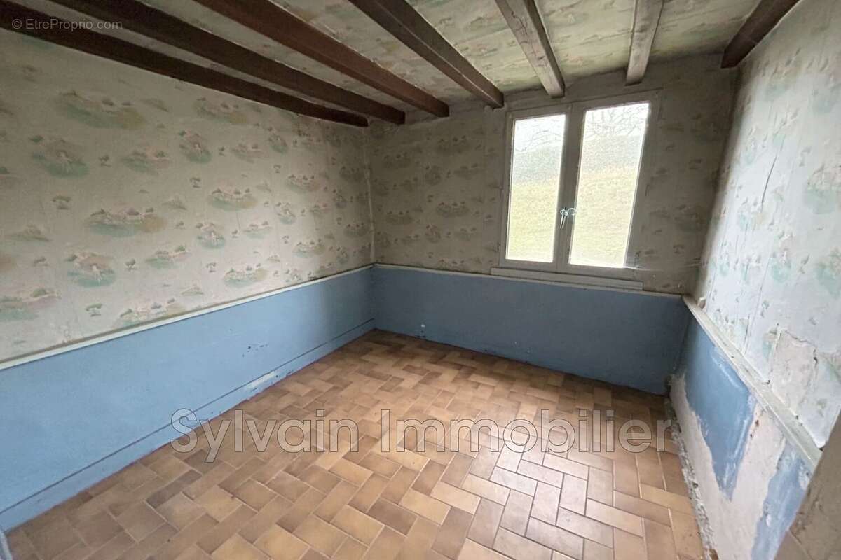Maison à FEUQUIERES