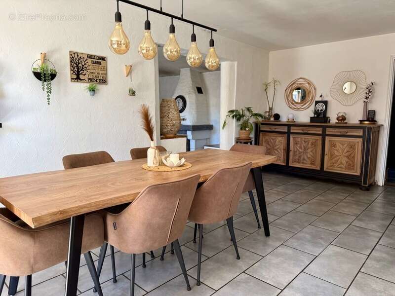 Maison à vendre 4 pièces TARBES (65) - Jardin arboré - piscine - photo 2