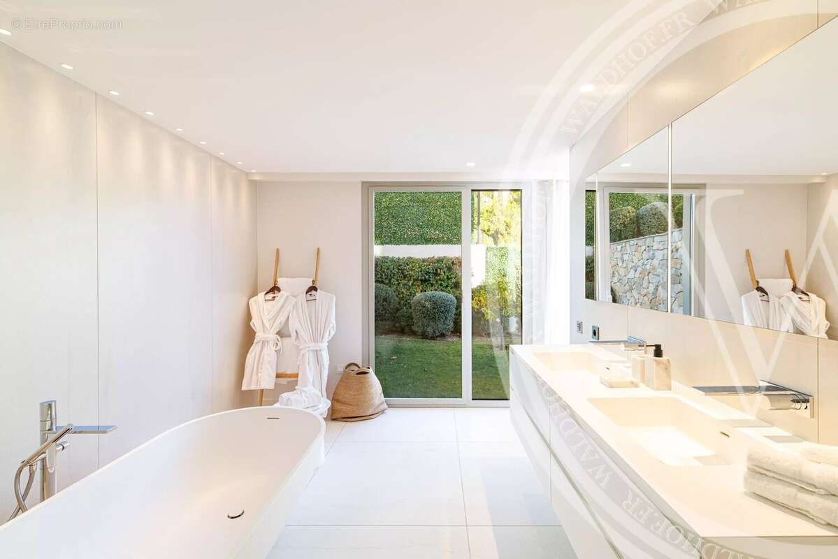 Maison à VILLEFRANCHE-SUR-MER