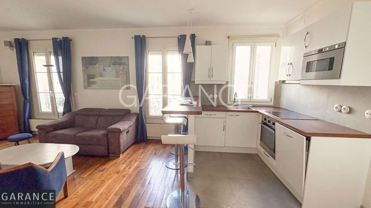 Appartement à PARIS-11E
