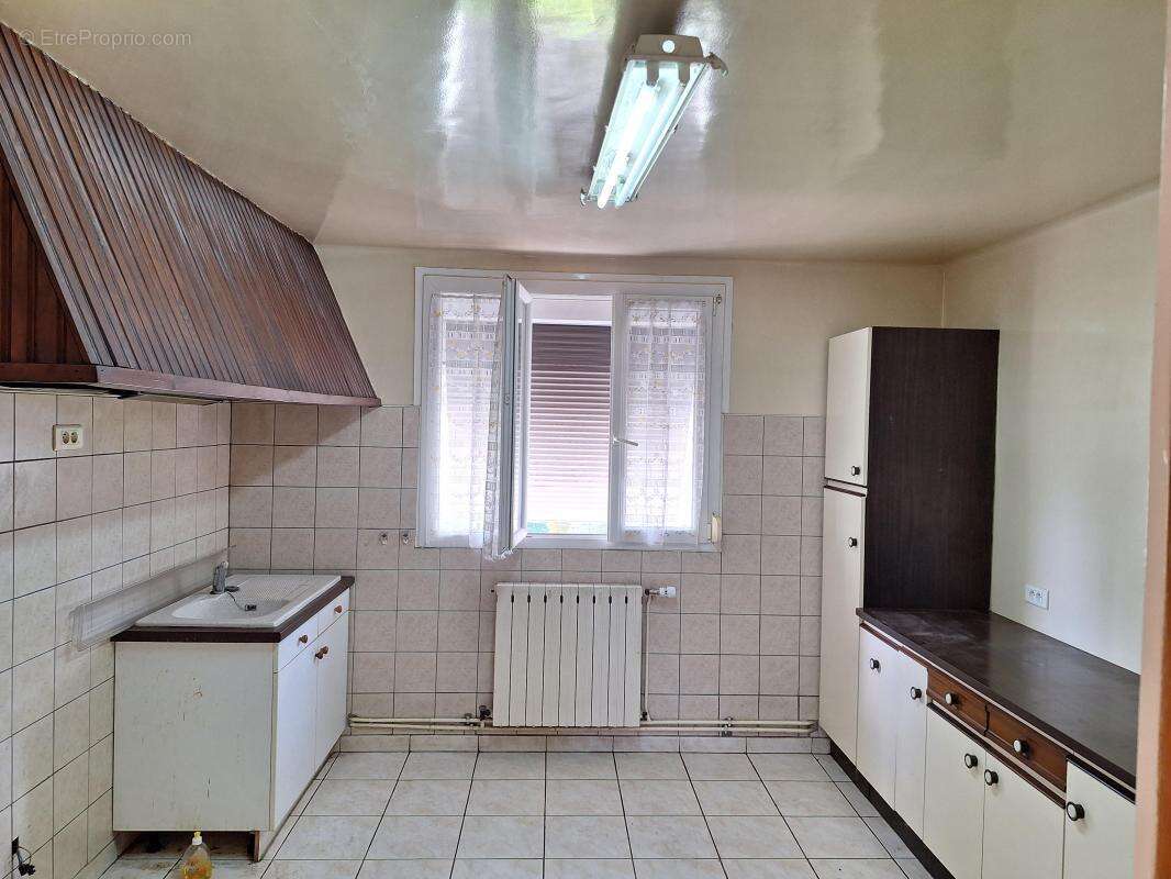 Maison à MONTFAUCON