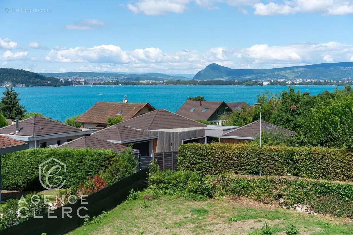 Maison à VEYRIER-DU-LAC