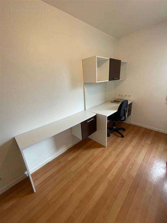 Photo 2 - Appartement à PARIS-18E