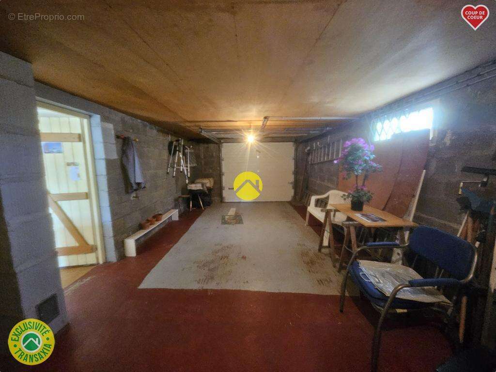 Maison à LA GUERCHE-SUR-L'AUBOIS