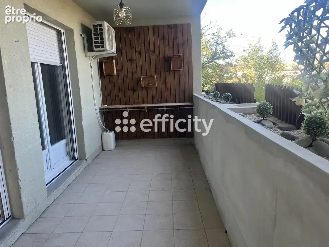 Appartement rénové - photo 17