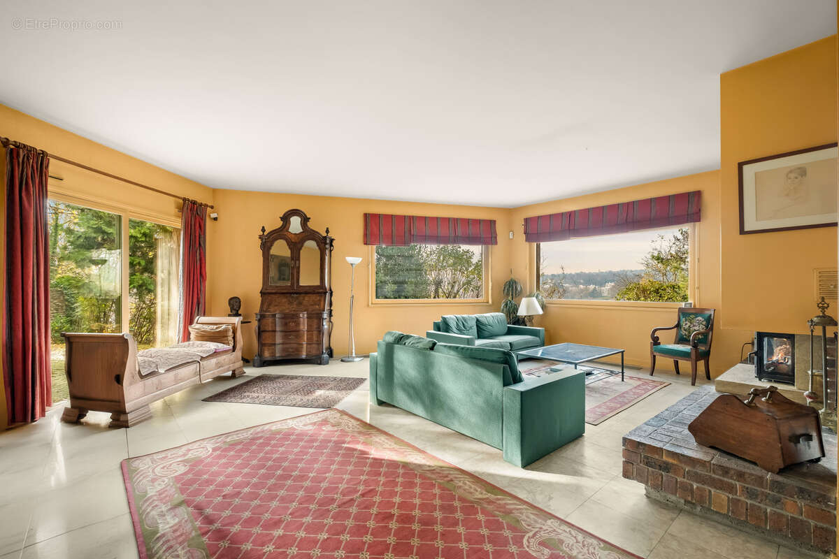 Maison à CALUIRE-ET-CUIRE