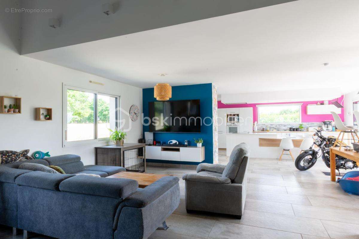 Maison à DAMPIERRE-EN-BURLY