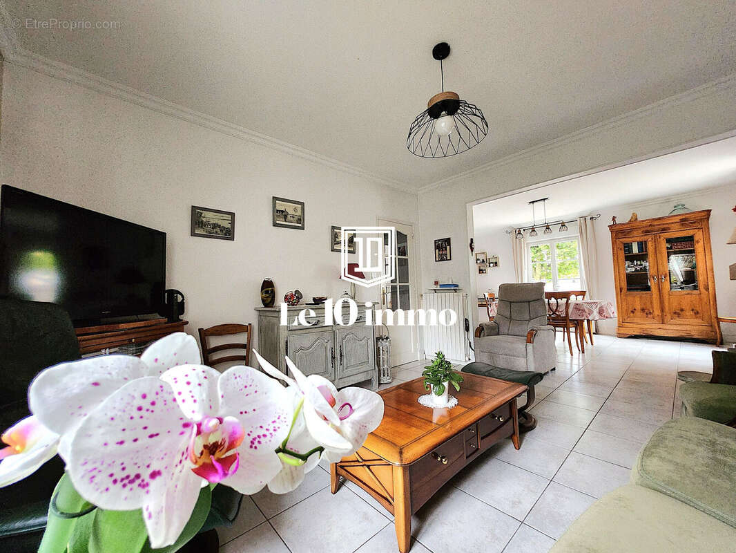 Salon - Maison à NANTES