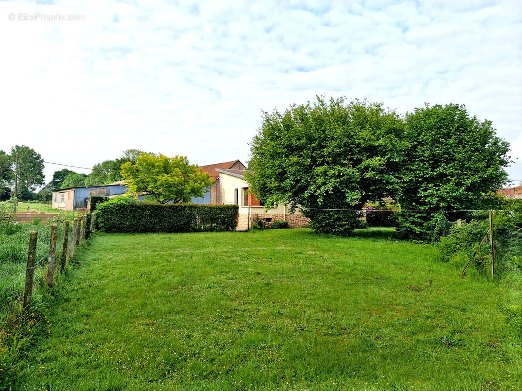 Maison à DOMVAST