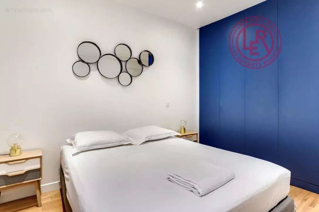 Appartement à PARIS-3E