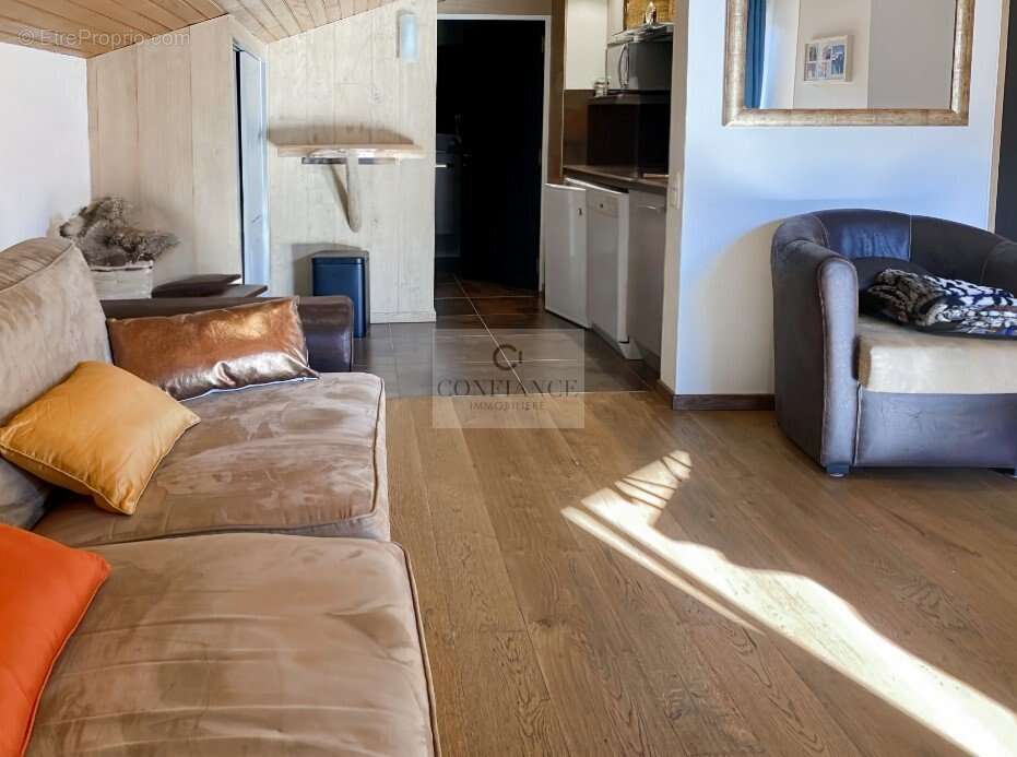 Appartement à SAINT-ETIENNE-DE-TINEE