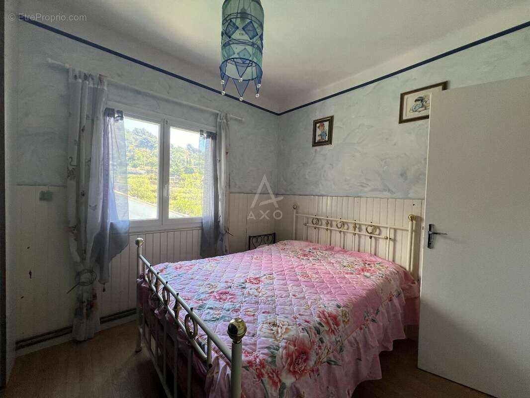 Maison à BORMES-LES-MIMOSAS