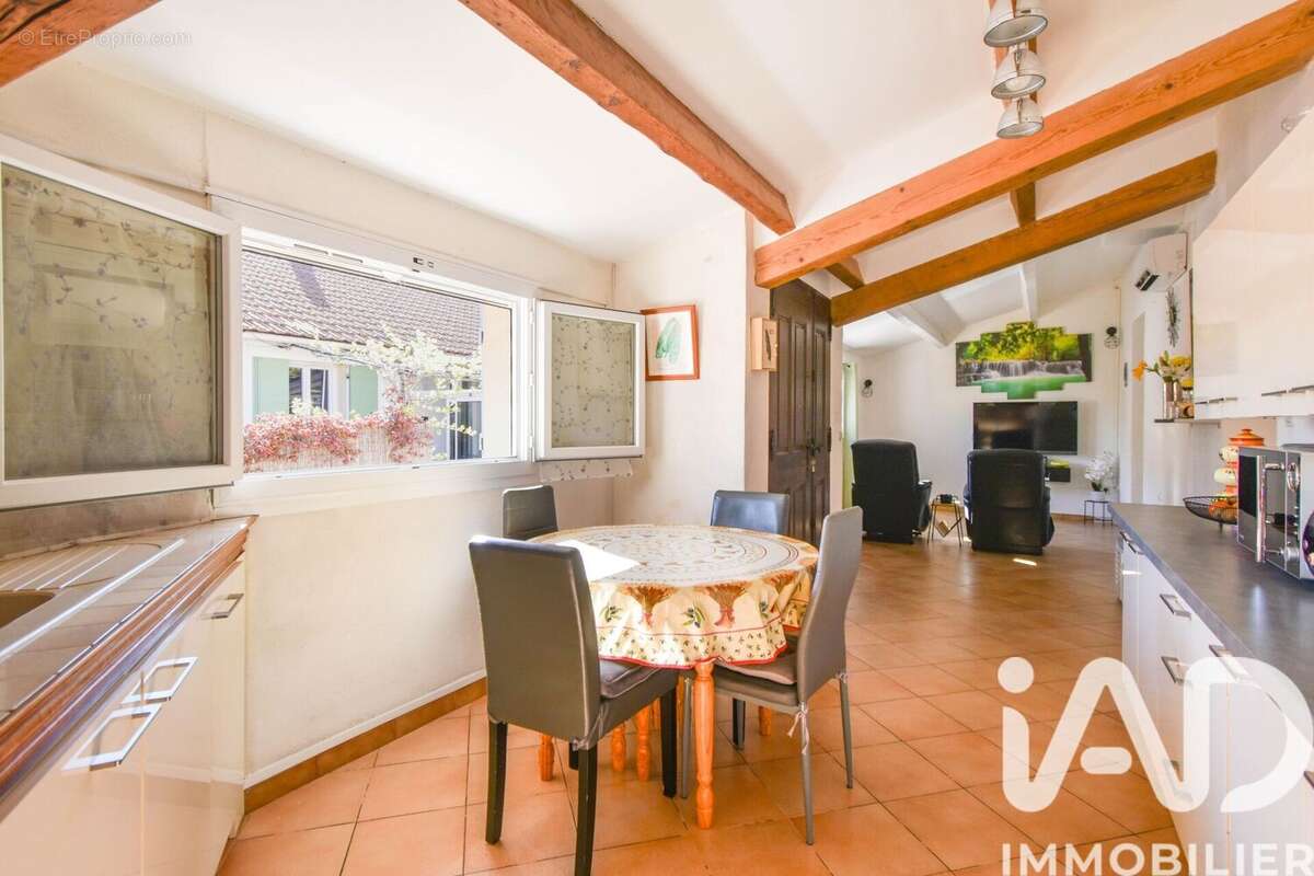 Photo 5 - Maison à GREASQUE