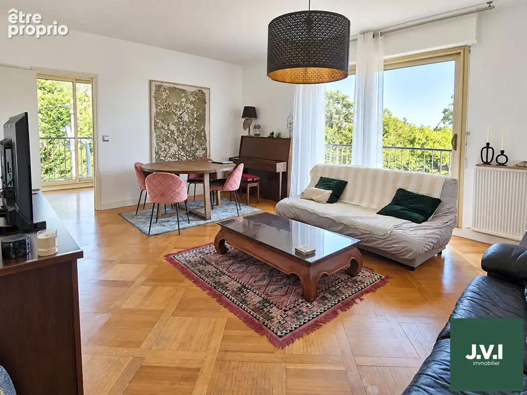 Appartement à ENGHIEN-LES-BAINS