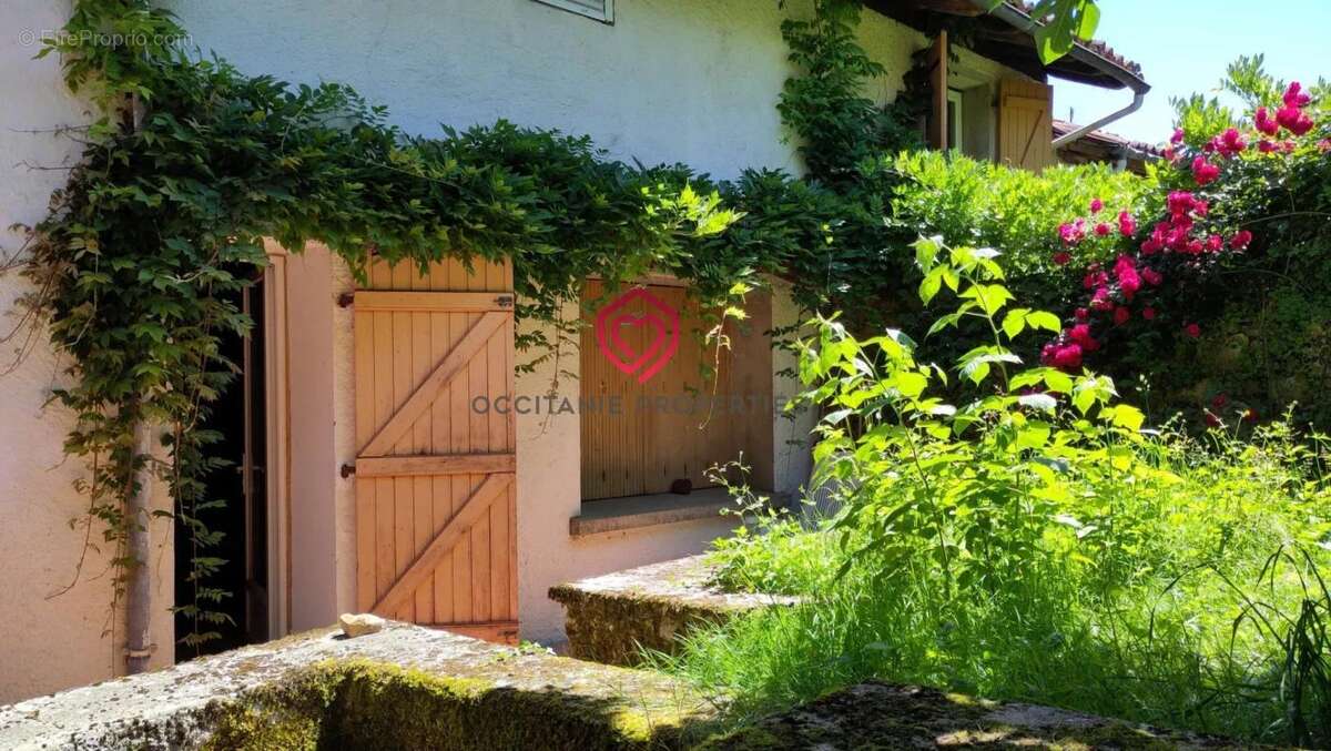 Maison à LES BORDES-SUR-ARIZE