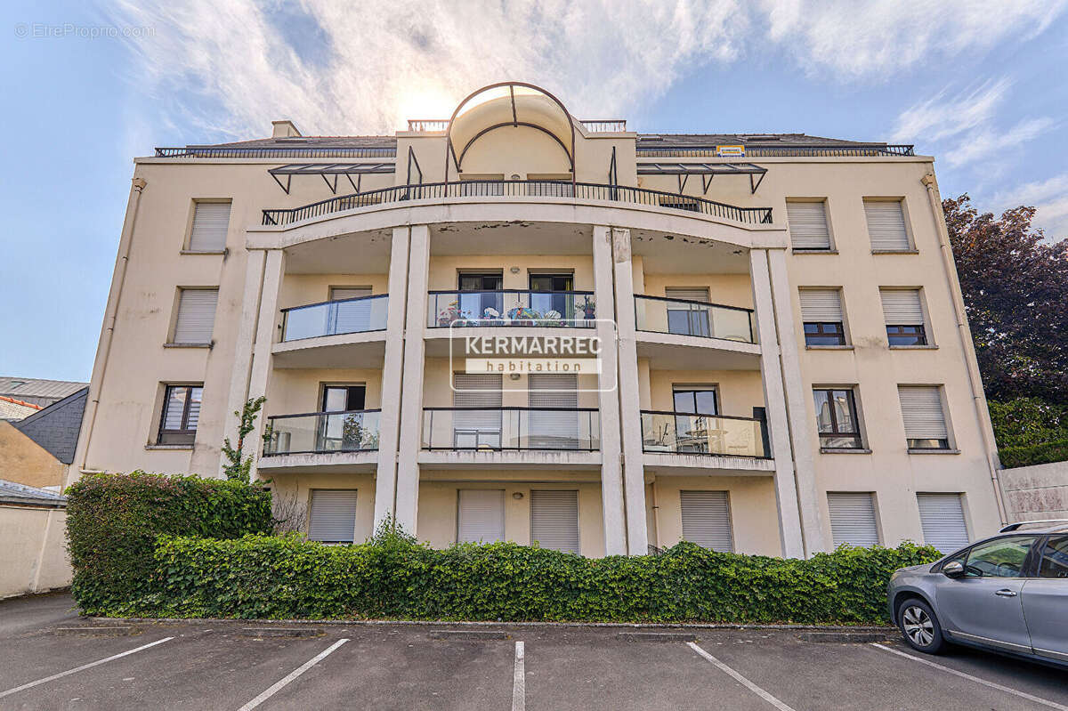 A vendre appartement t5 duplex 130 m² au sol  dernier étage  avec ascenseur residence cesson parc place sevigne - photo 2