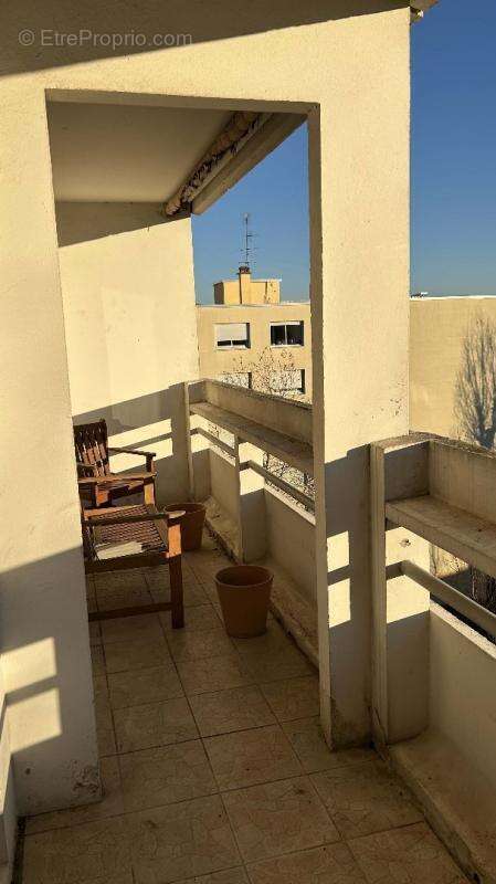 Appartement à DECINES-CHARPIEU