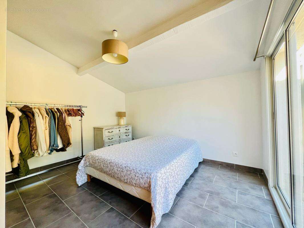 Maison à LA CADIERE-D&#039;AZUR