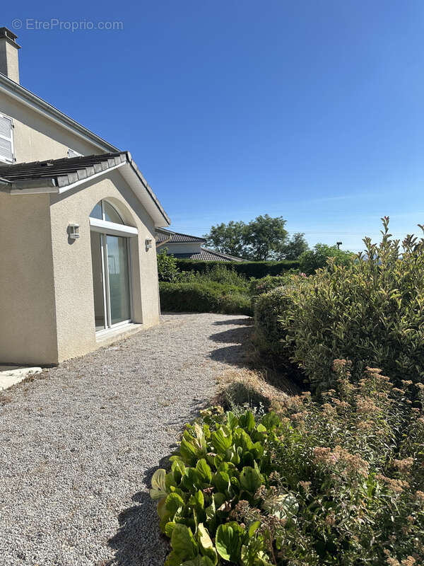 Golf de Saint-Etienne maison de 170 m2 hab DPE/D - photo 17