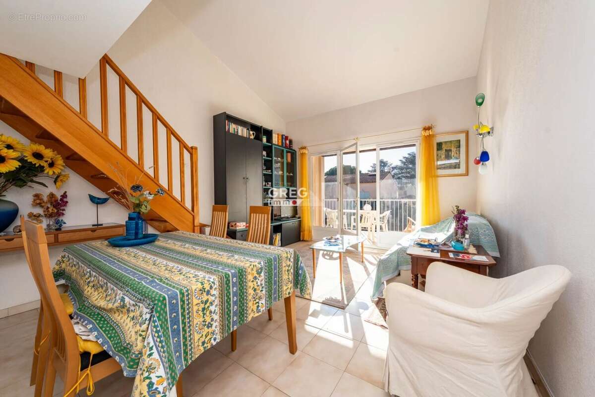 Appartement à VILLENEUVE-LOUBET