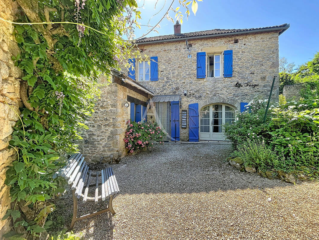 Maison à PRAYSSAC