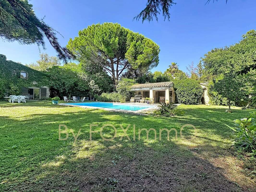 Maison à MOUGINS