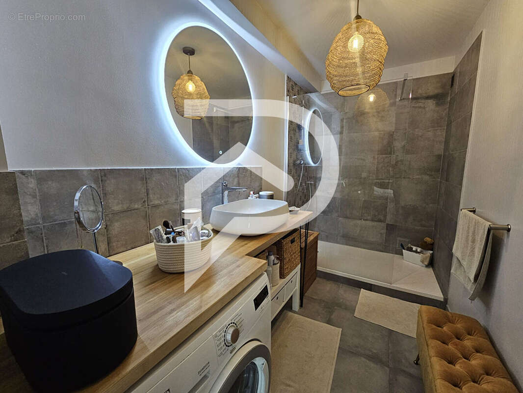 Appartement à SAINT-MAURICE